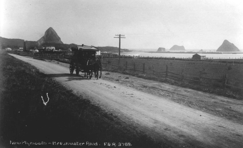 Breakwater_Road_1913.jpg
