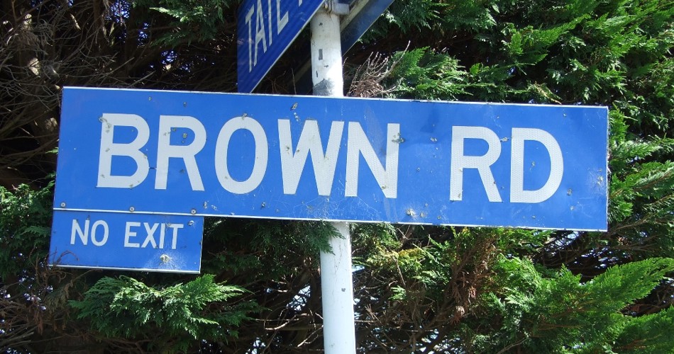 Brown_Road Street sign.jpg