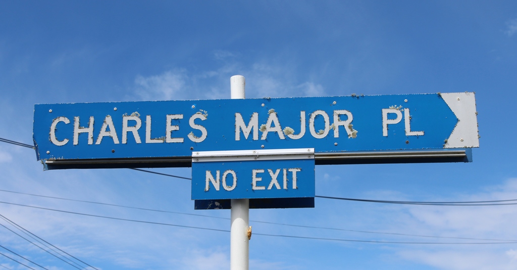 Charles_Major_Place_Street_sign.jpg