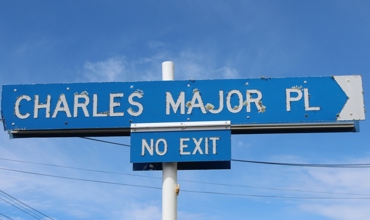 Charles_Major_Place_Street_sign.jpg