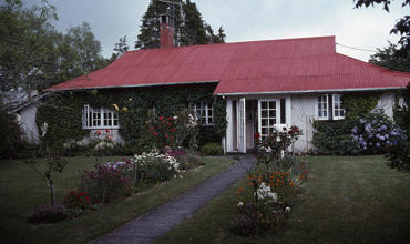 Exterior view, 'Riverside', Inglewood (1)