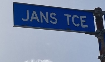 Jans Tce street sign.jpg