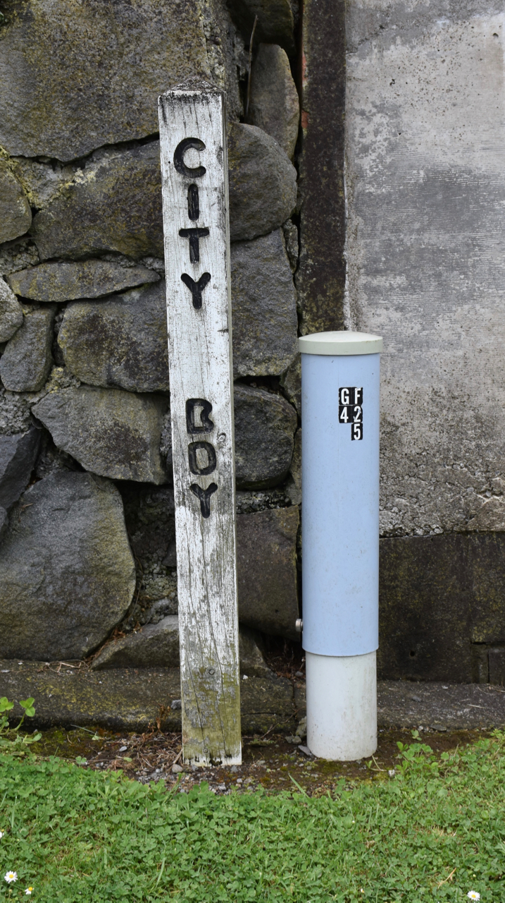 City Boundary marker.jpg