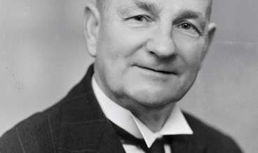 SW1947 0400 Philip Bennett