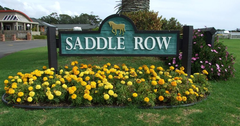 Saddle_Row.jpg