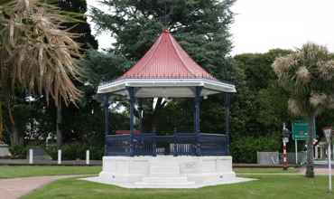Inglewood_rotunda_002.jpg