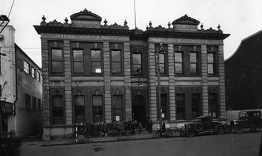 Taranaki Herald Building PHO2012 0376