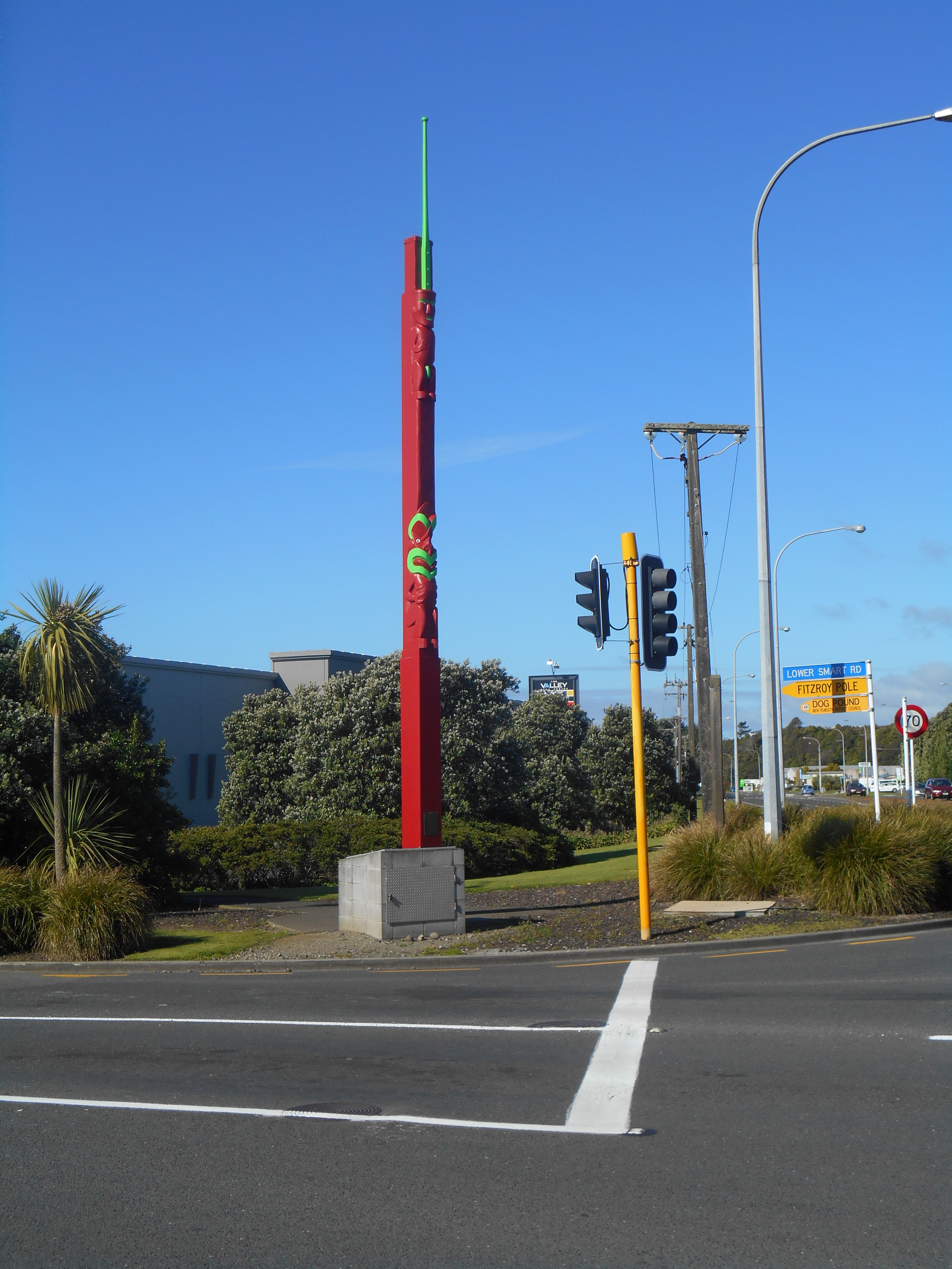 Fitzroy_Pole_004.JPG