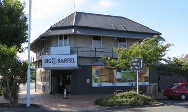 Inglewood_Railway_Hotel_2018.JPG