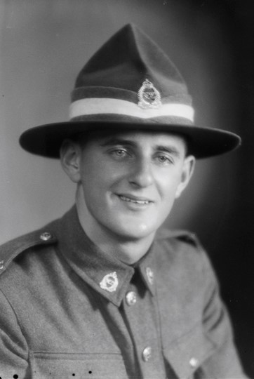 Trevor Casey SW1931 1940 12269