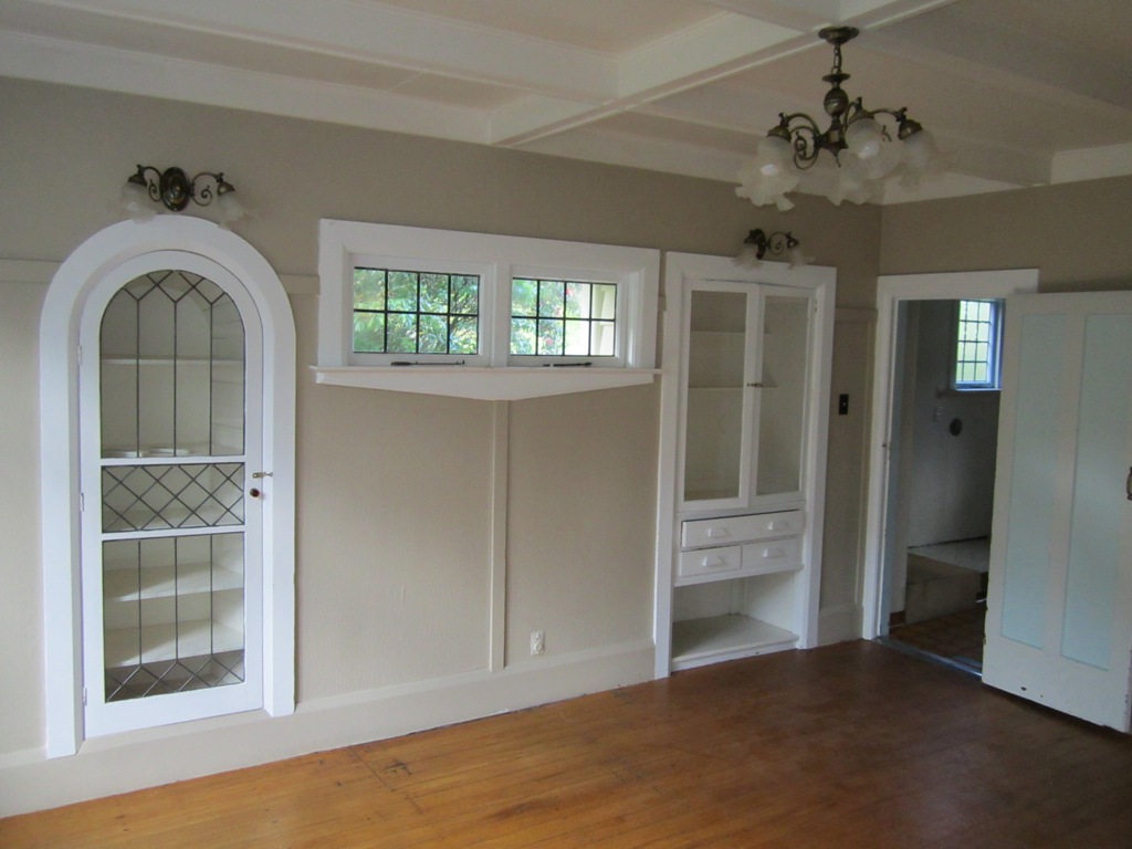 Interior_of_Burgess_Park_House_003.jpg