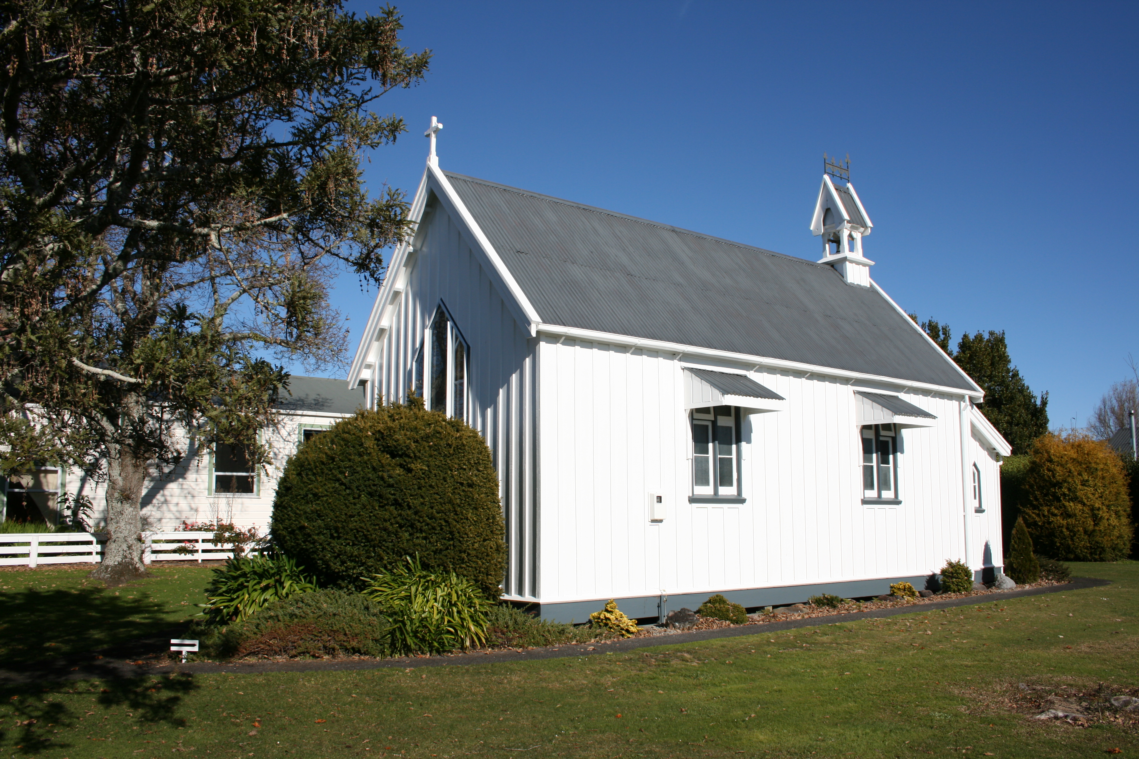 Urenui_St_Paul_s_017.jpg