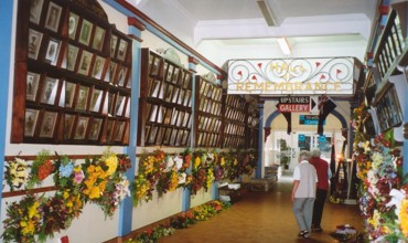 Stratford_-_Hall_of_Rembrance.jpg