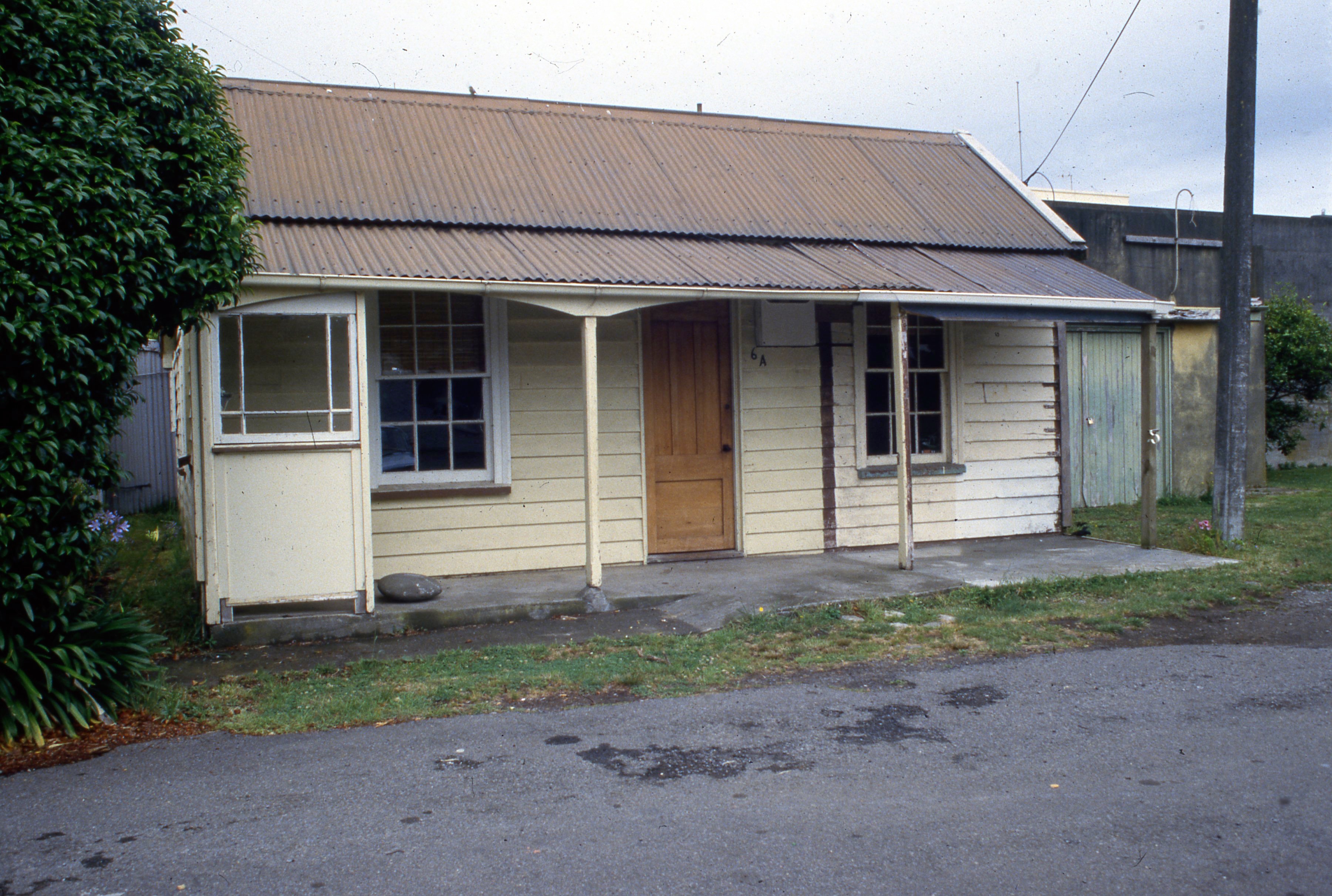8A_Young_Street.jpg