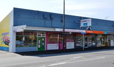Devon_Street_east_Shops_004.jpg