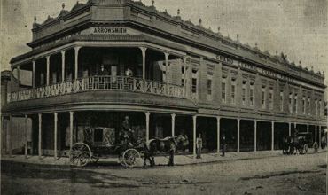 Grand_Central_Coffee_Palace.jpg