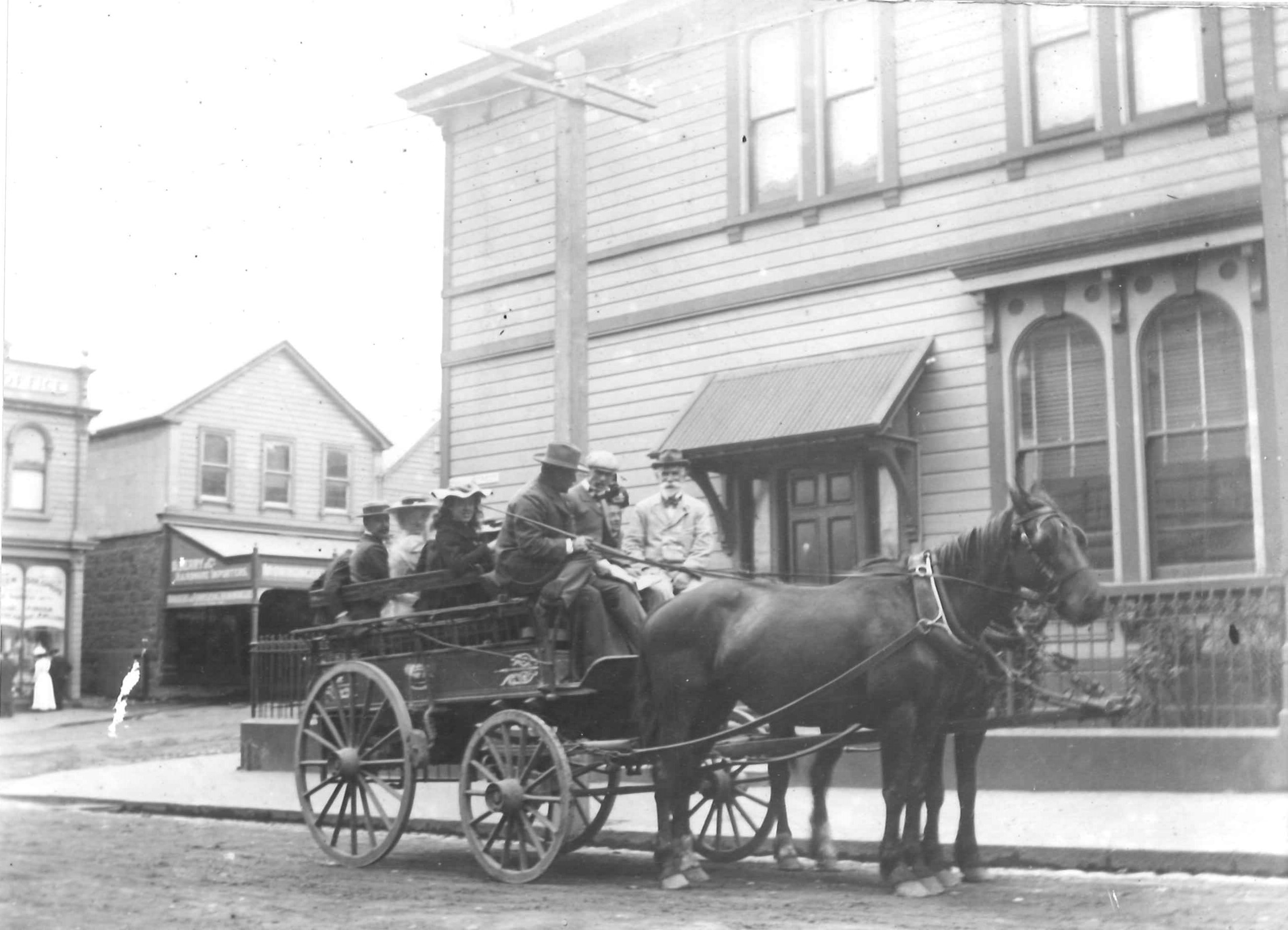 Staff_picnic_Bank_NSW__2_.jpg