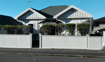 77_Brougham_Street_2017.jpg