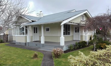 341_St_Aubyn_Street_2017.jpg