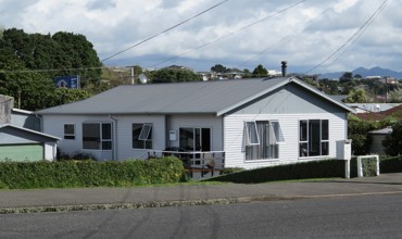 33_Birdwood_Avenue_2017.JPG