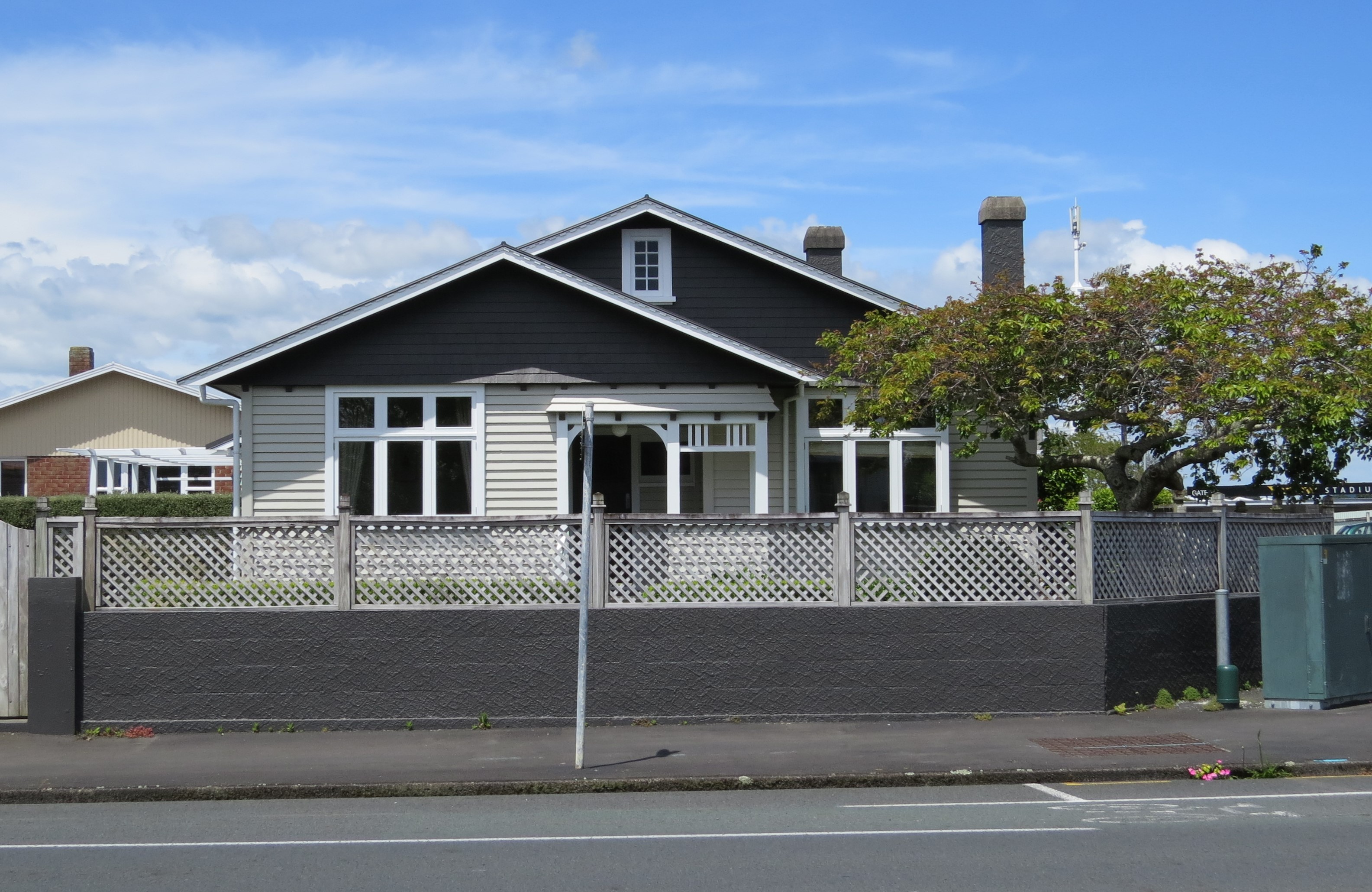 15_Tukapa_Street_2017.JPG