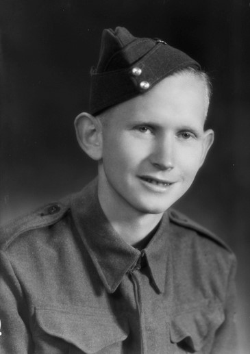 Murray Geddes SW1944 0534