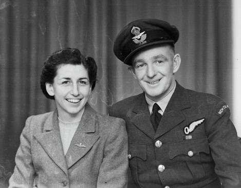 William Berriman And Wife SW1944 0083
