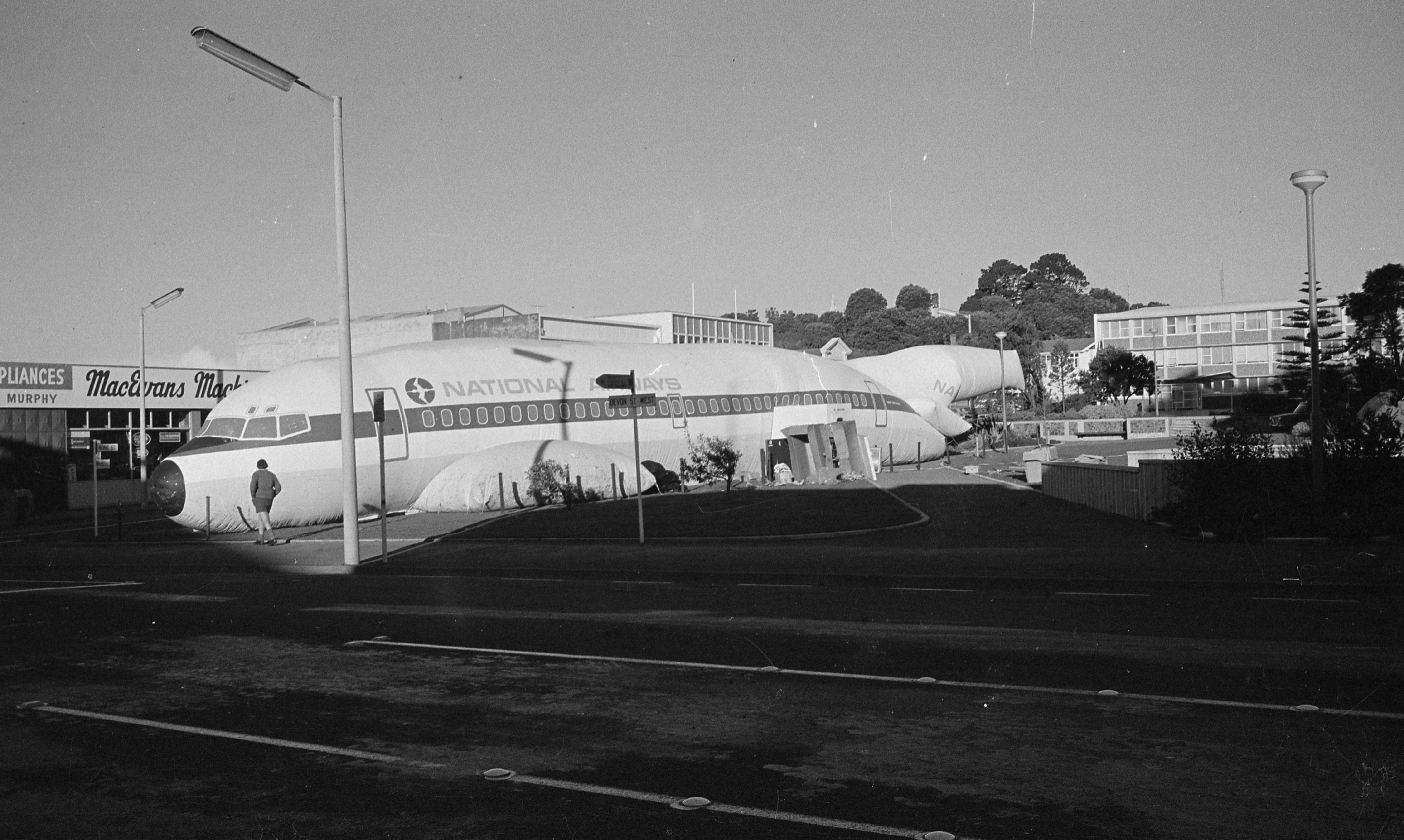 Inflatable plane, Robe Street Park (June 1974). Caleb Wyatt. Collection of Puke Ariki (PHO2011-2169).