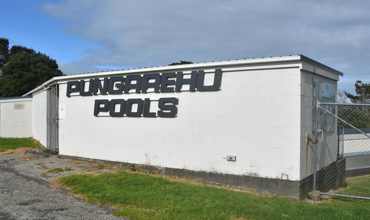 Pungarehu Memorial Baths Entrance