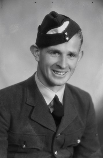 Gordon Stevens SW1944 2018
