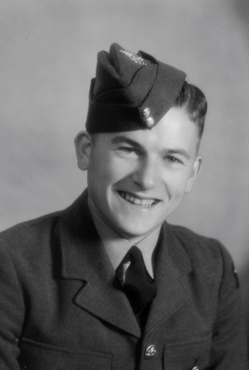 Evan Davies SW1942 0208