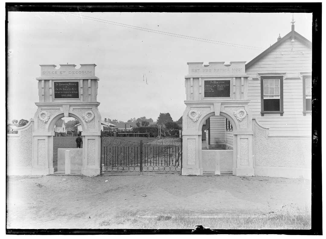 Fitzroy School Memorial Gates 1926