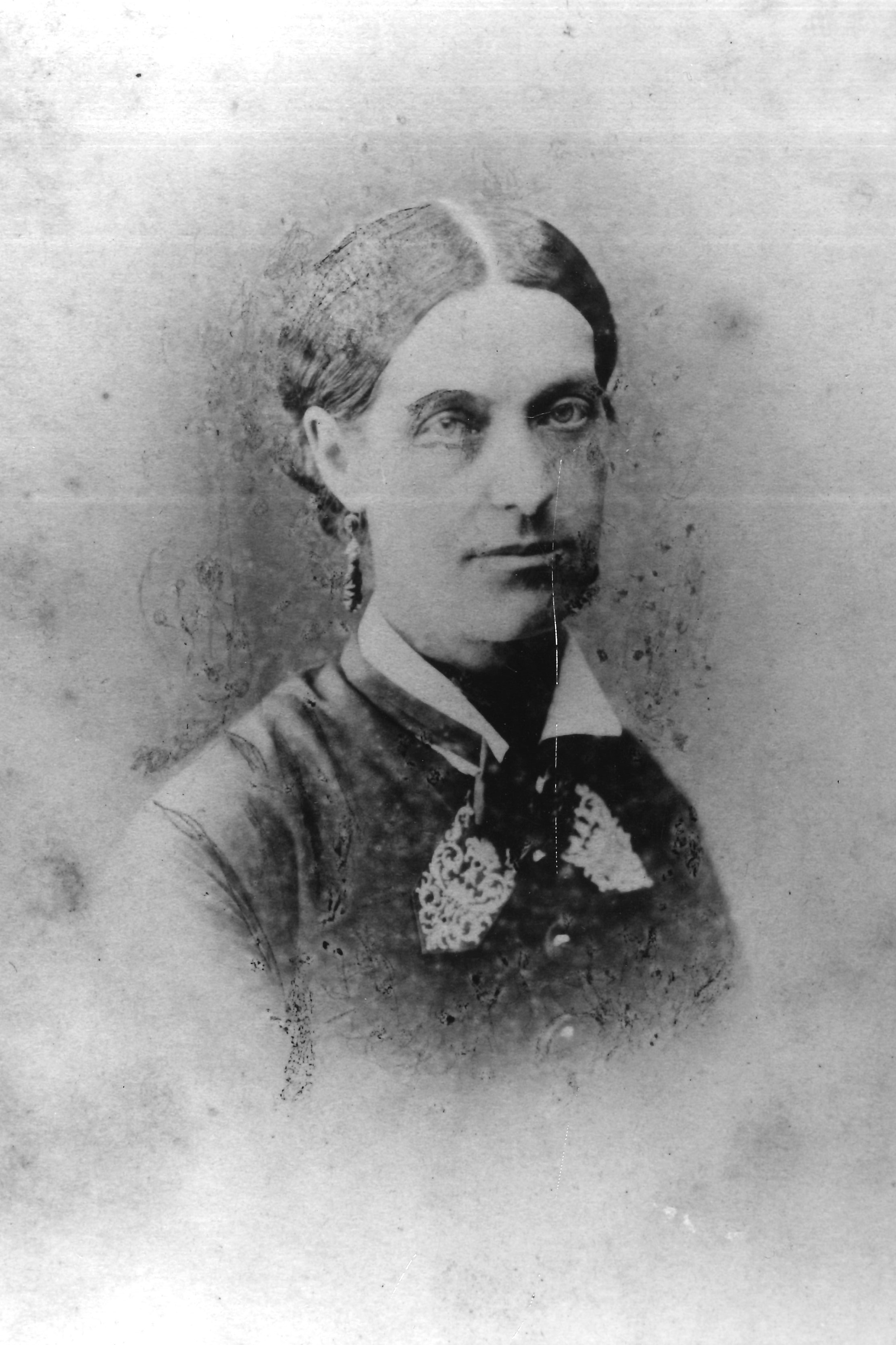 Harriet Halse (nee Wood). Unknown photographer. Collection of Puke Ariki (P.1.4988)