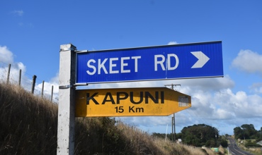 Skeet Road Road Sign