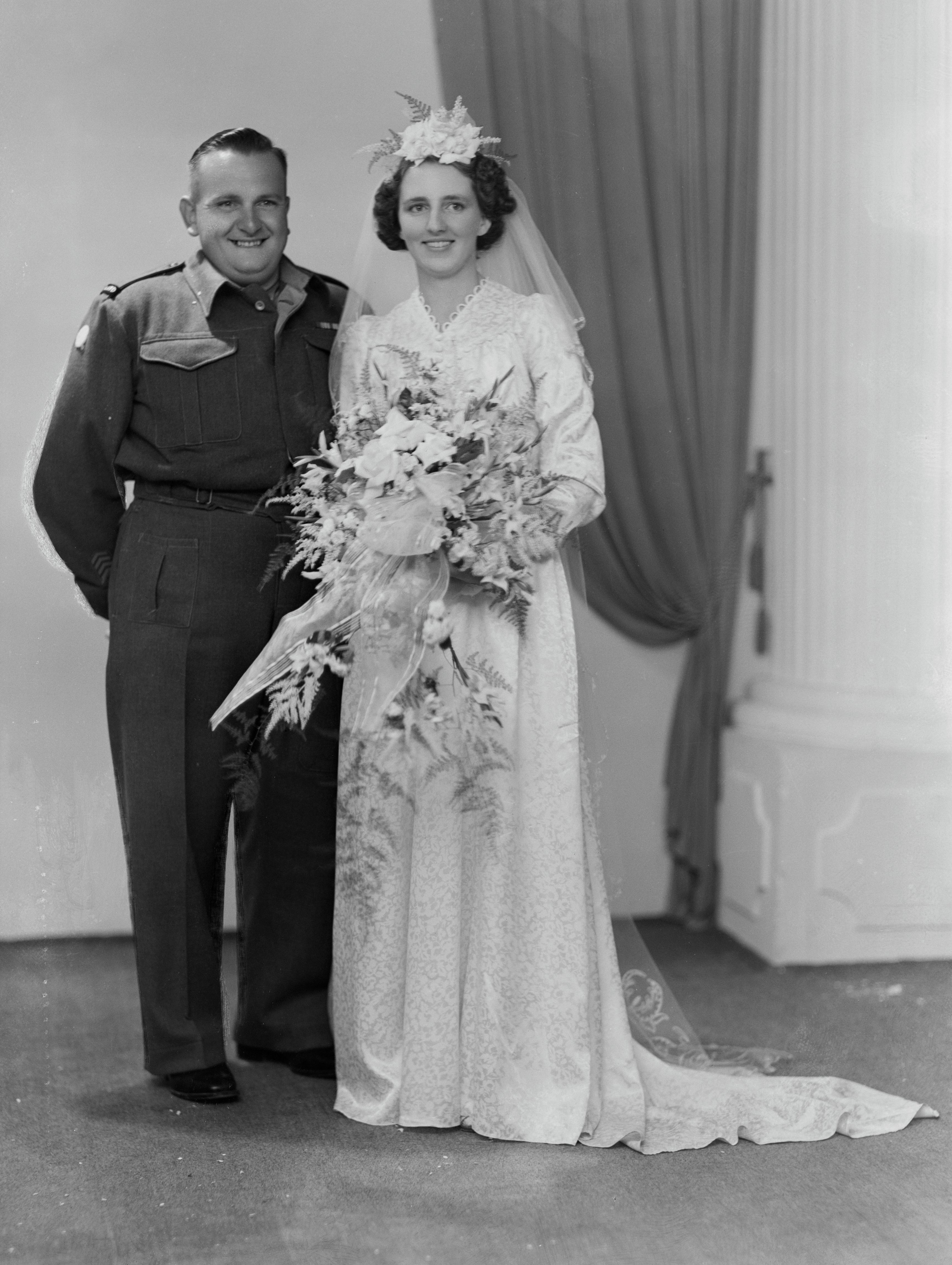 Joseph and Myrtle Smith on their wedding day (21 November 1945). Swainson's Studios. Collection of Puke Ariki (SW1945.2103).