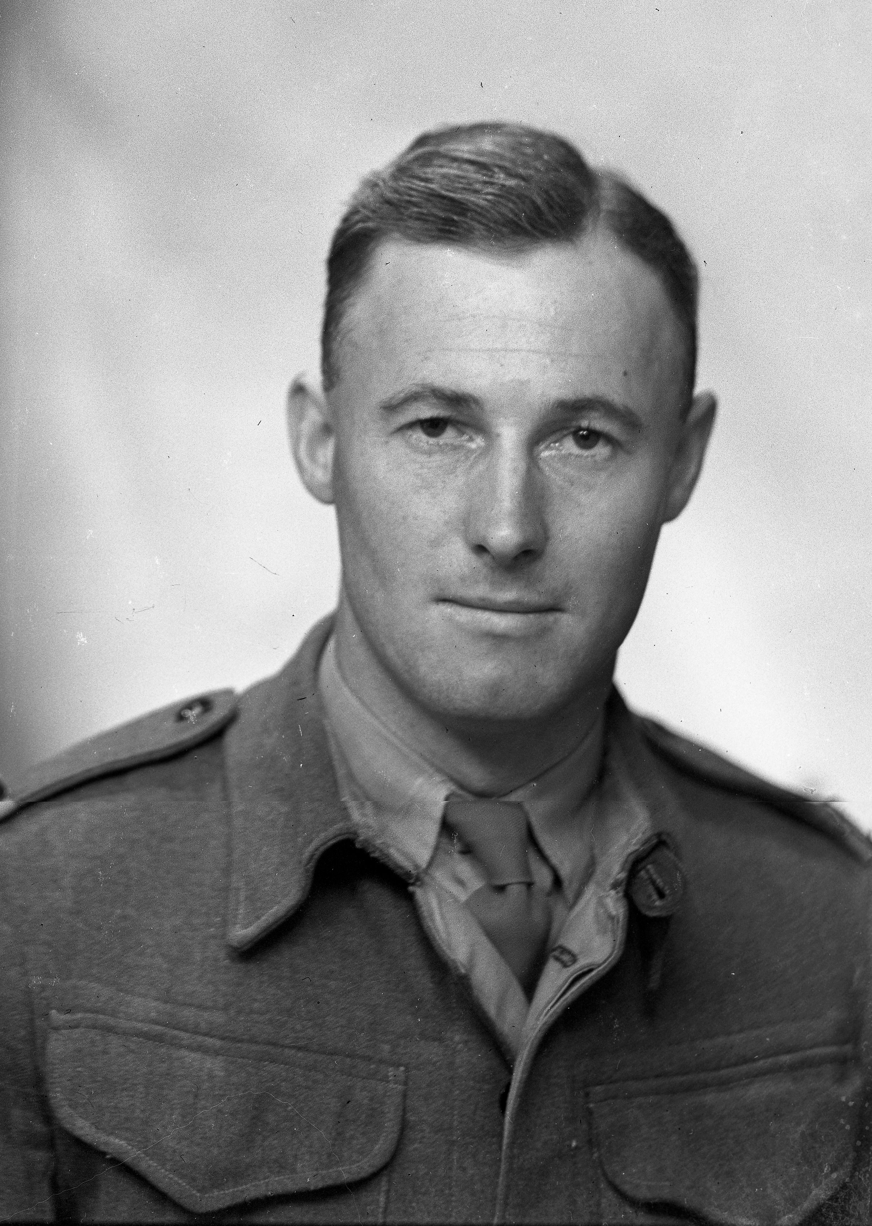 Arthur Edmund (Ted) Baker (1916-1993). Swainson's Studios. Collection of Puke Ariki (SW1923-1965.00608).