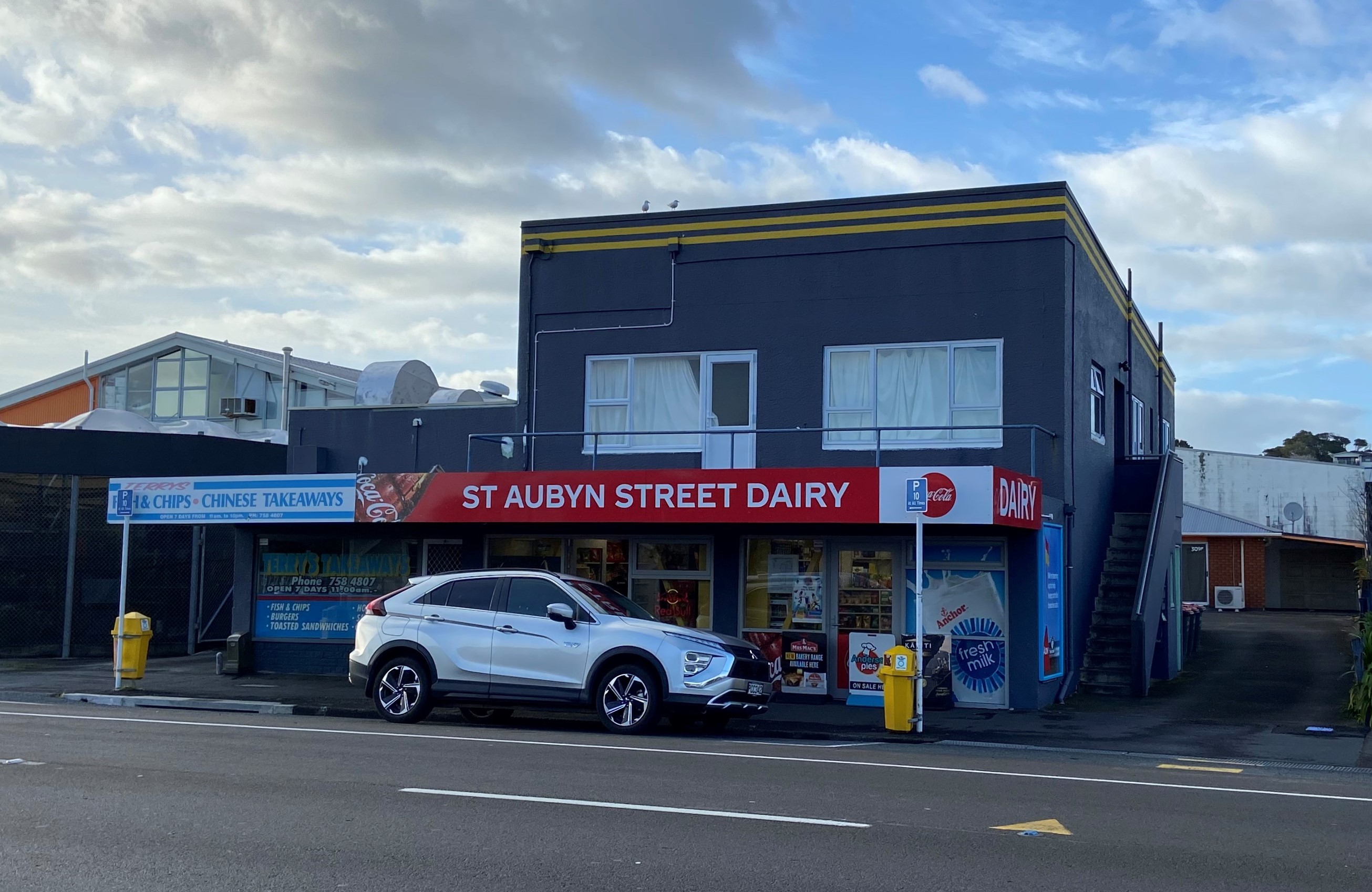 309 St Aubyn Street1