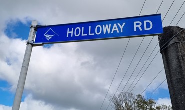 Holloway Rd Street Sign