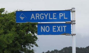 Argyle Place street sign (2024). Rachel Sonius. Word on the Street image collection.