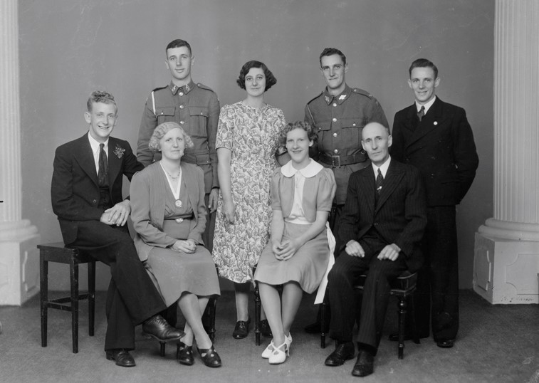 Lehndorf Family WD 056026