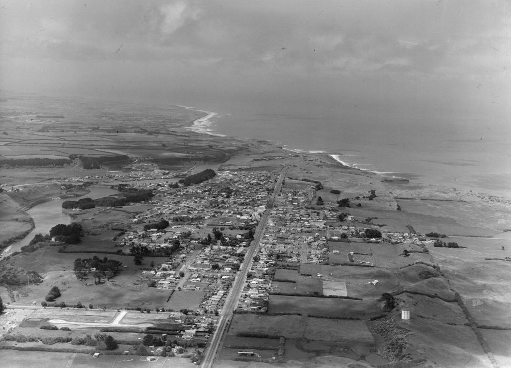 Aerial view of Egmont Street (4 December 1975). Whites Aviation. Collection of Alexander Turnbull Library ( WA-72827-G).